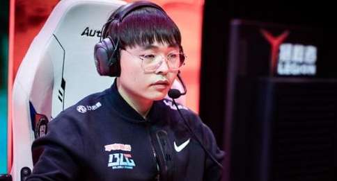 英雄联盟窒息哥是谁 英雄联盟窒息哥介绍