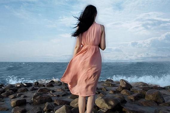 一个人寒了心的图片(一个人寒了心的说说)