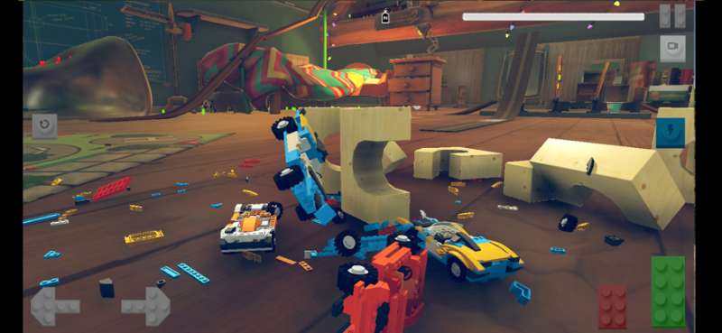 Blocky Toy Car Crash Vios版1